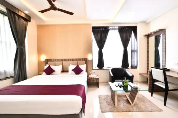 Click Hotel Sagar Plaza Chakan, Pune 10